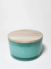 Newport 23 oz scented candle