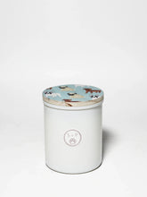 Sand + Paws California Beach House 5 oz scented candle
